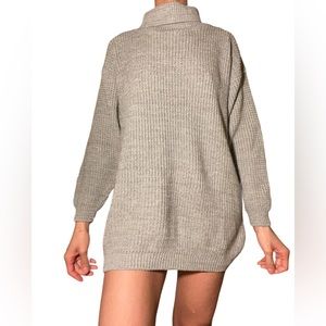 Boohoo Tunic Sweater | Size Large